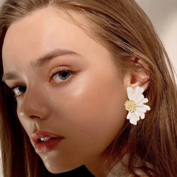 🔅🆕🔅 BoHo Pink White Black Green Daisy Flower Earrings✨ - Picture 3 of 13